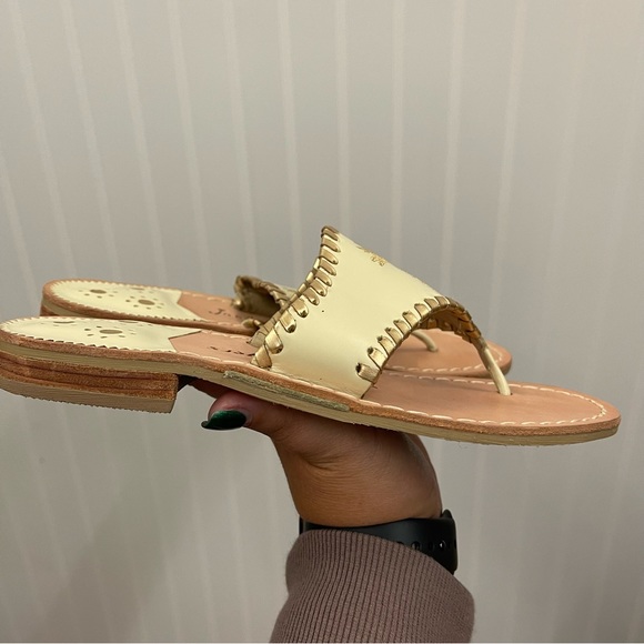 Jack Rogers Pineapple Sandal in Bone and Gold Sz 6 - Picture 2 of 11